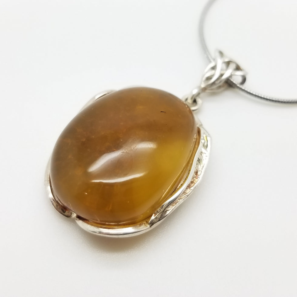 Baltic Amber Pendant - The Meteorite Traders