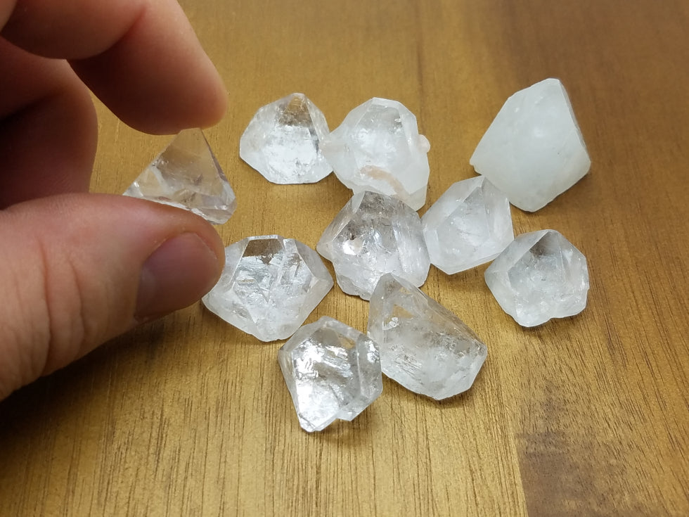 Apophyllite Pyramids 8oz Wholesale - The Meteorite Traders