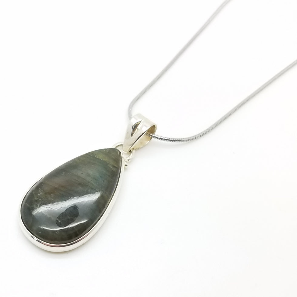Labradorite Pendant - The Meteorite Traders