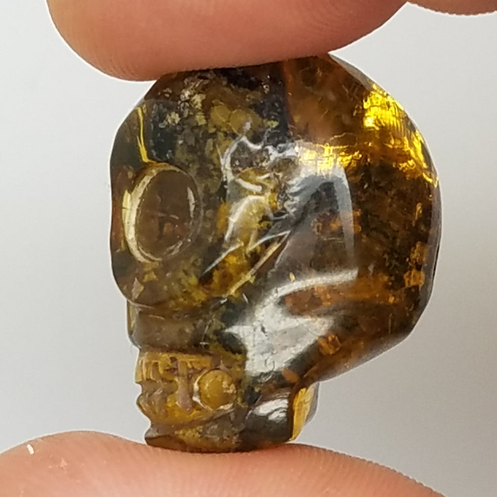 Skull Amber Carving - The Meteorite Traders