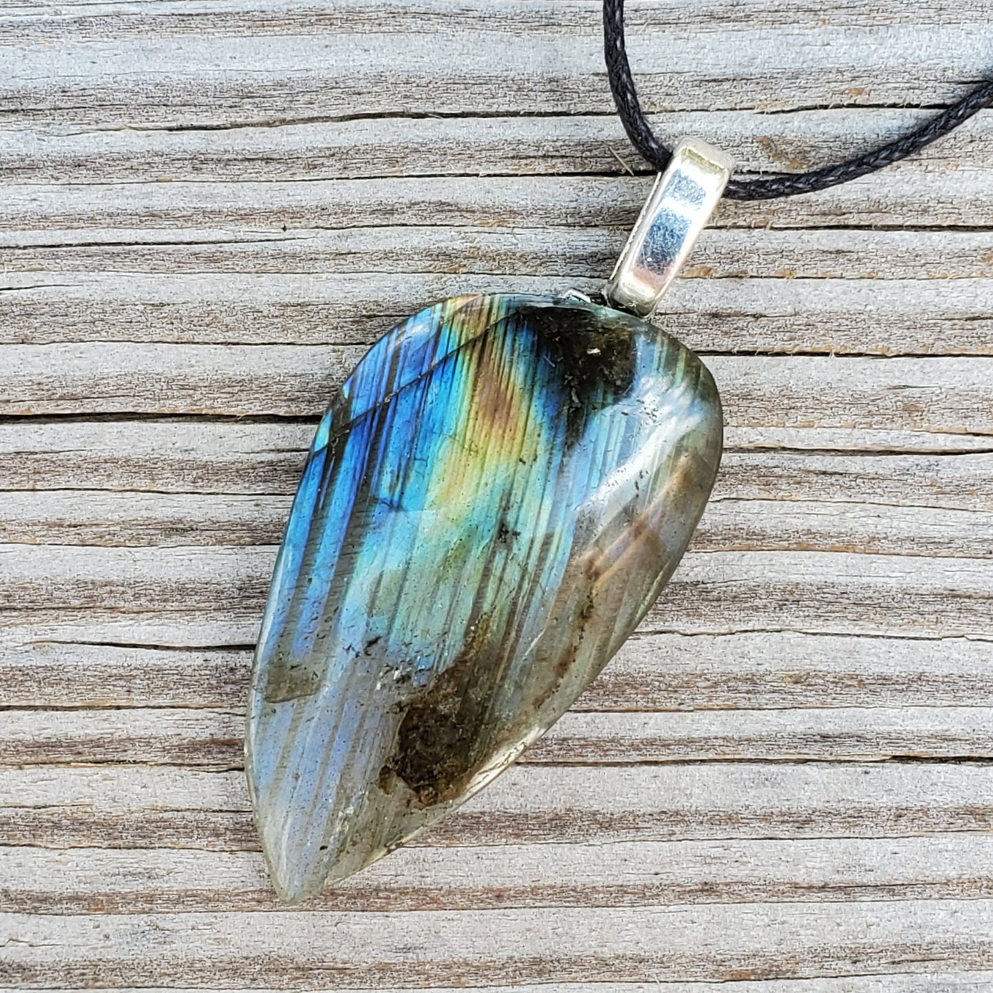 Labradorite Gemstone Pendant