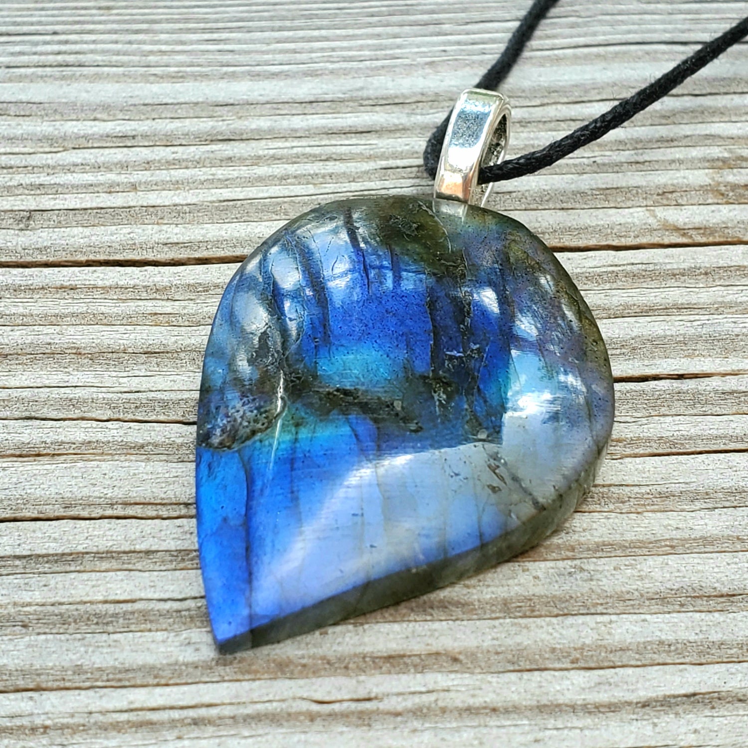 Labradorite Gemstone Pendant