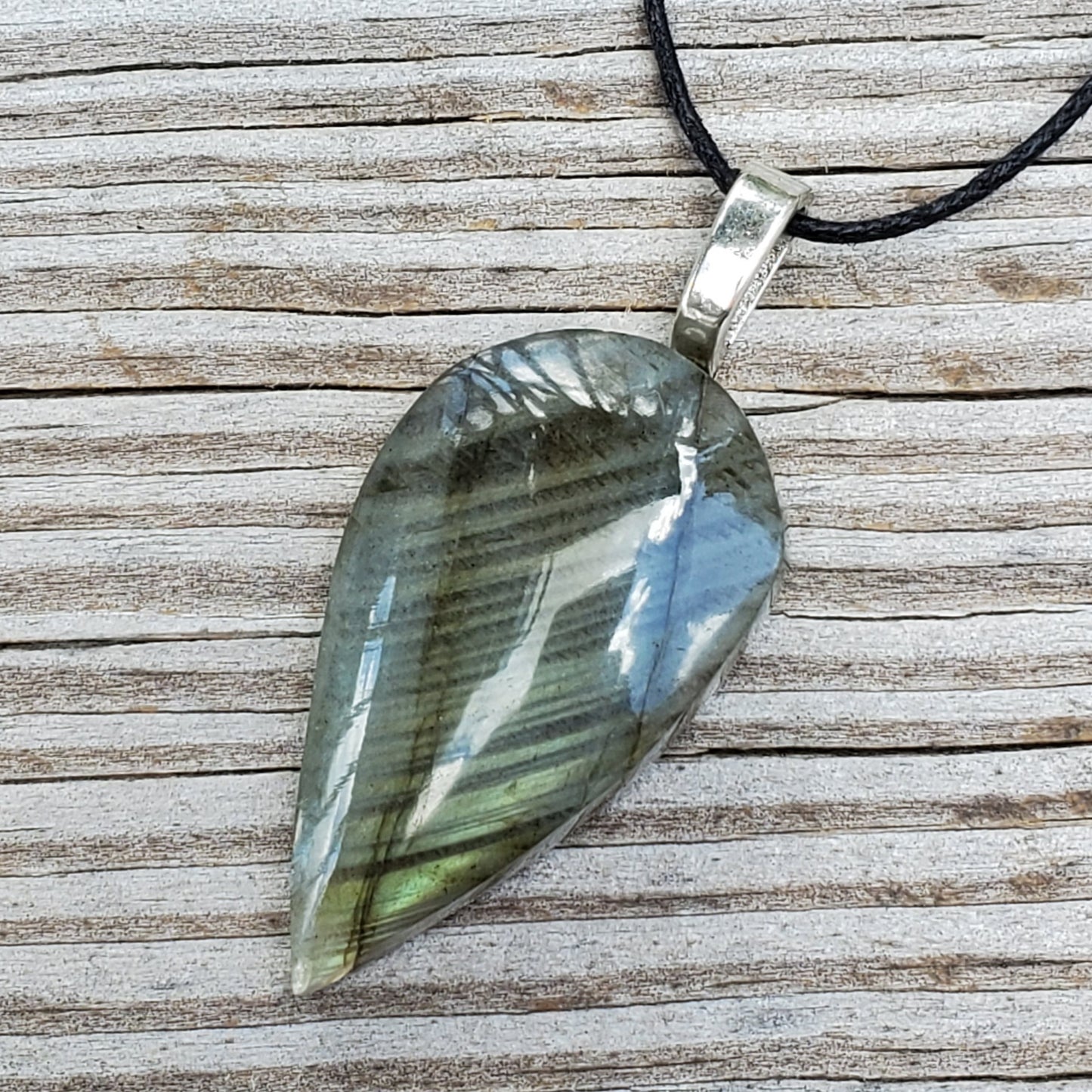 Labradorite Gemstone Pendant