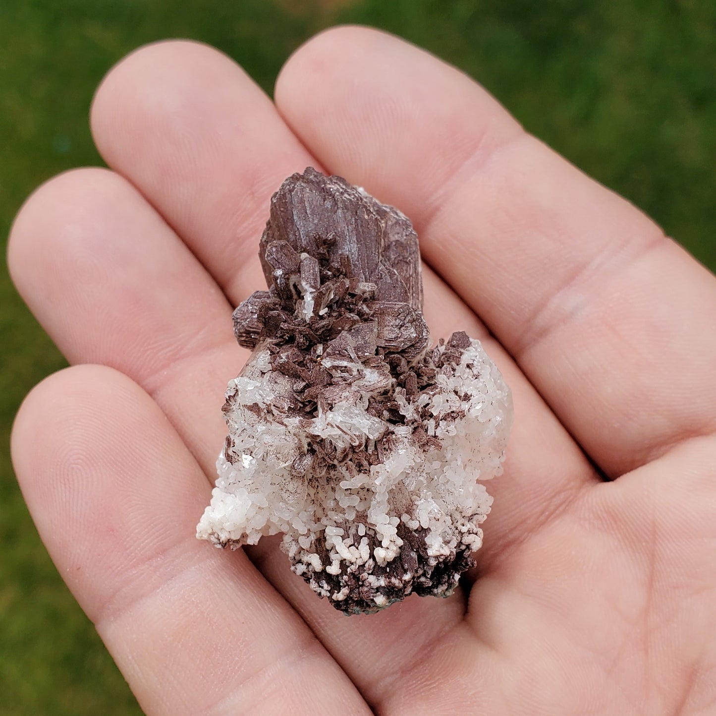Superb Apophyllite Stilbite Small Cluster APO4-5