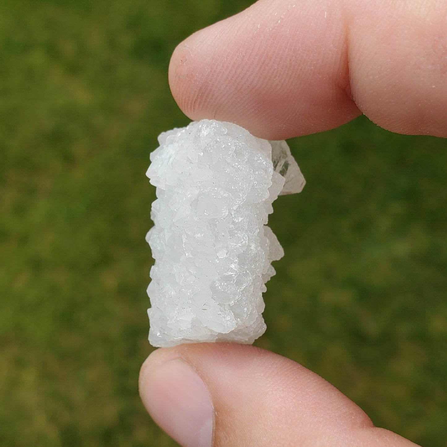 Apophyllite Small Cluster APO4-1