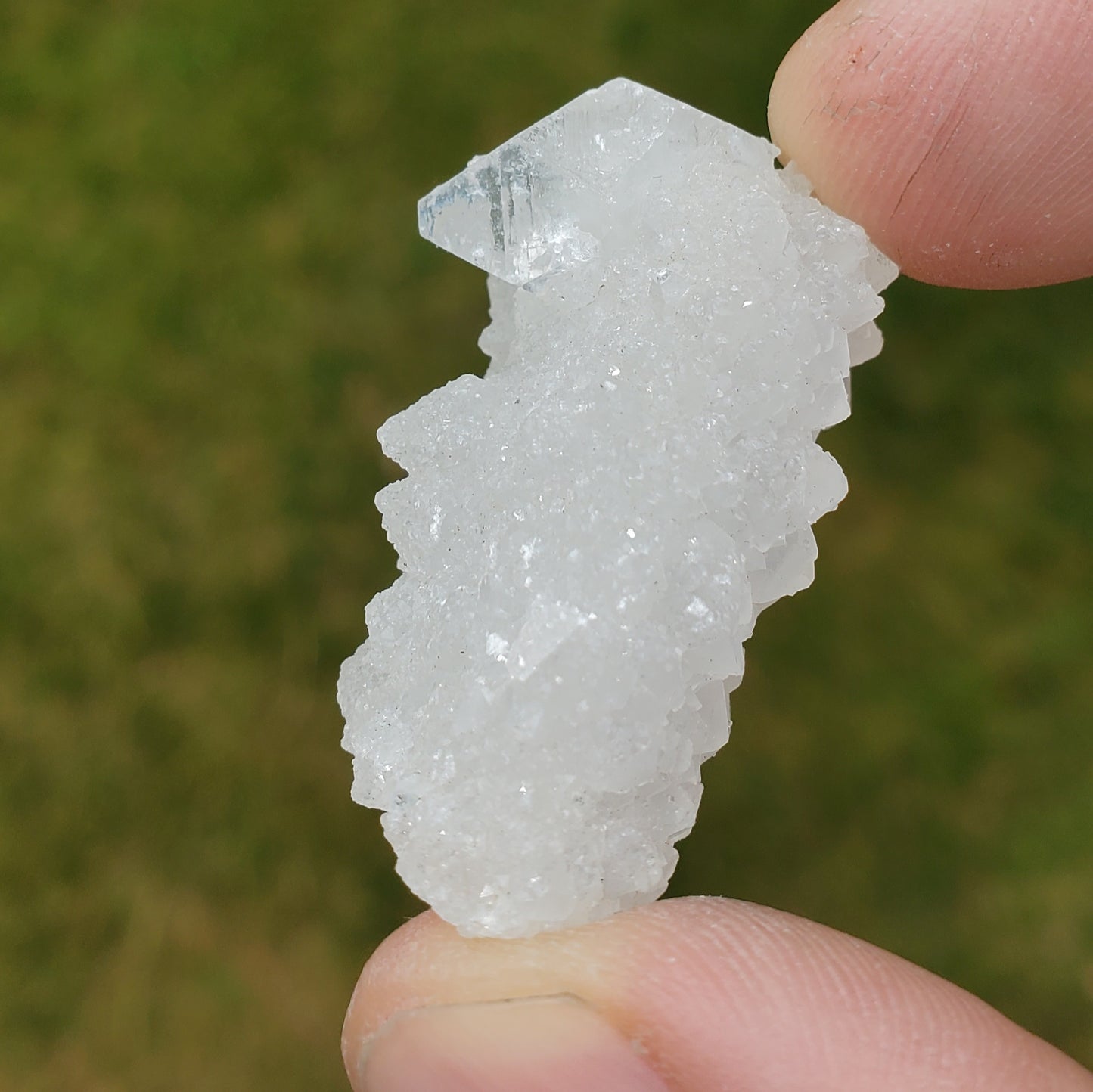 Apophyllite Small Cluster APO4-1