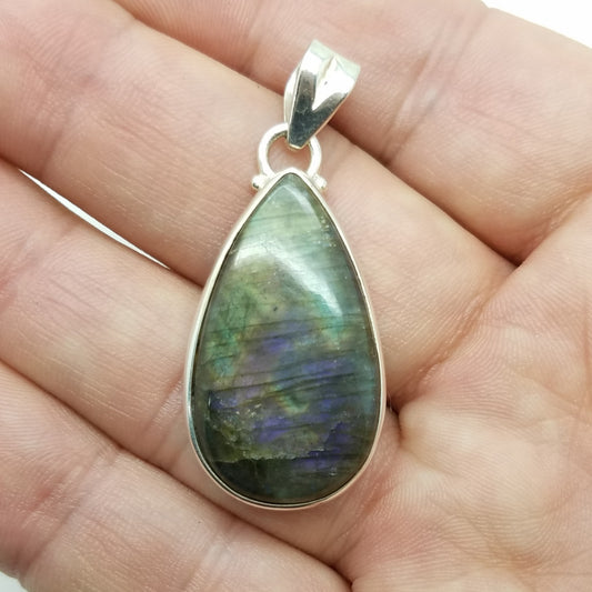 Labradorite Pendant - The Meteorite Traders