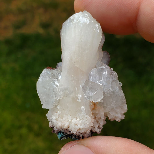 Superb Apophyllite Stilbite Small Cluster APO4-5