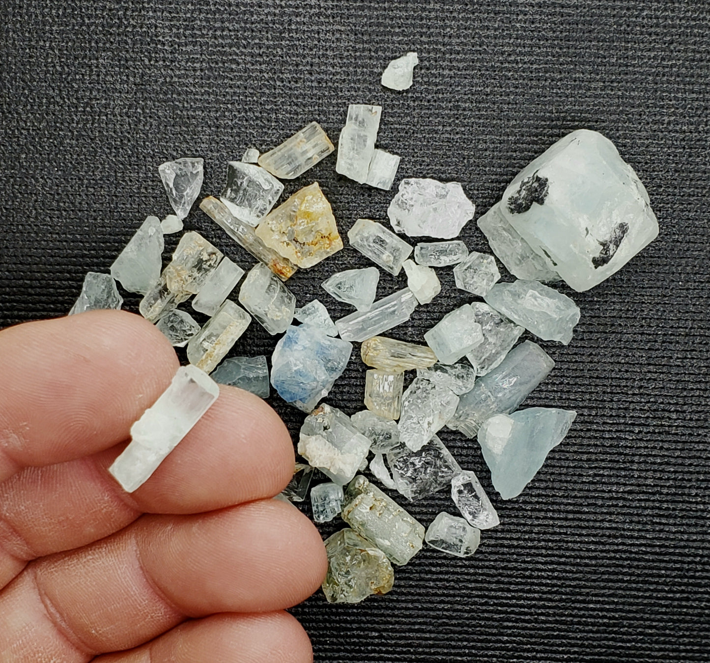 Aquamarine Specimen Lot A - The Meteorite Traders