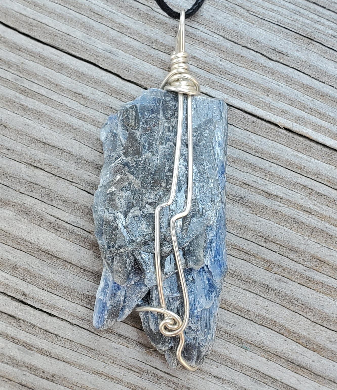 Blue Kyanite Wire Wrap Pendant1