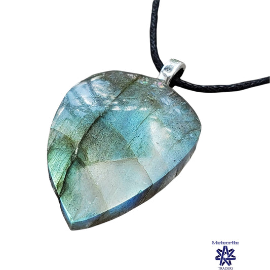 Labradorite Gemstone Pendant