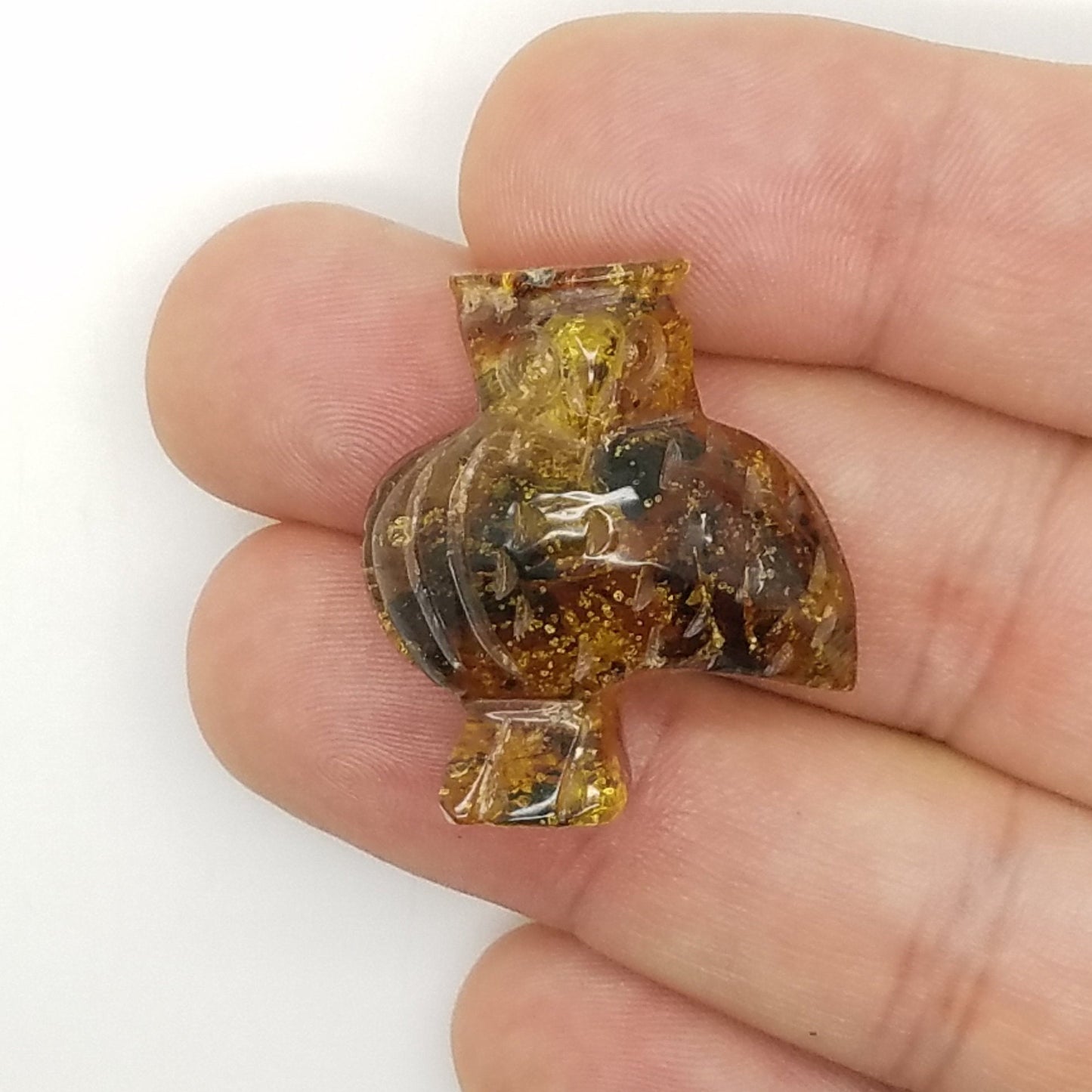 OWL AMBER Talisman Carving with UV reaction