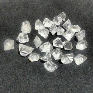 Apophyllite Tops