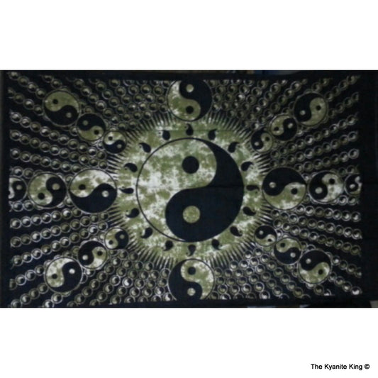 sm tapestry yin yang fractal green